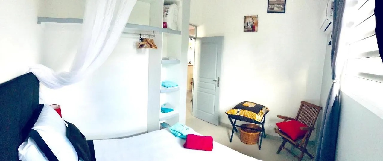 بيت للعطل Maison Charmante Avec Vue Sur La Mer A Petit-Canal + Jacuzzi غوادلوب